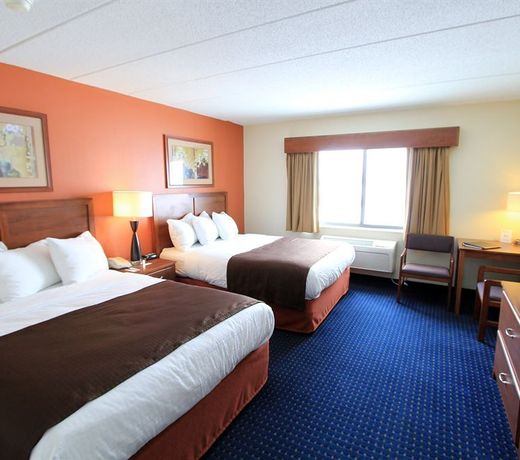 AmericInn by Wyndham Cedar Rapids/CID Airport
