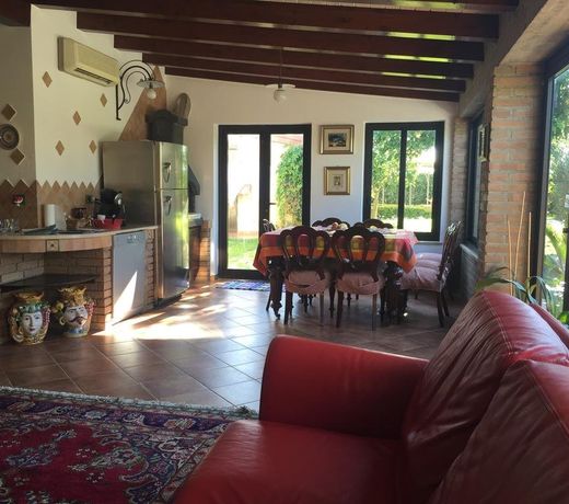 Casale Mediterraneo