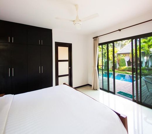Villa Heni by TropicLook