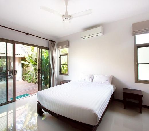 Villa Heni by TropicLook
