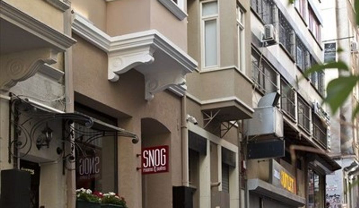 Snog Rooms & Suites