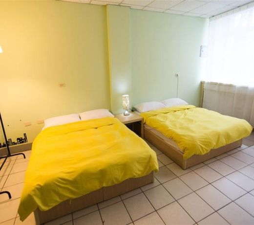 Teacher Li Guesthouse