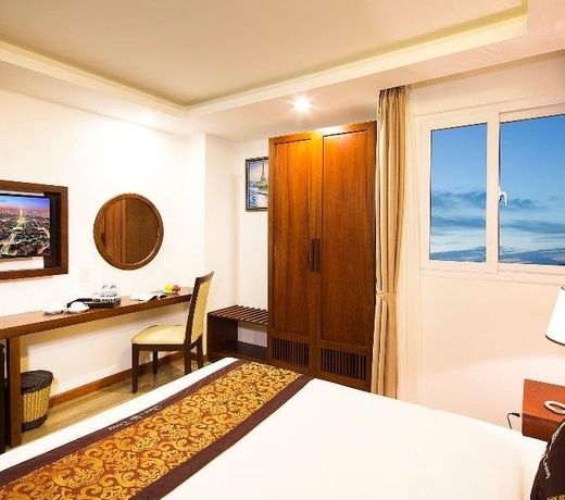 Paris Nha Trang Hotel
