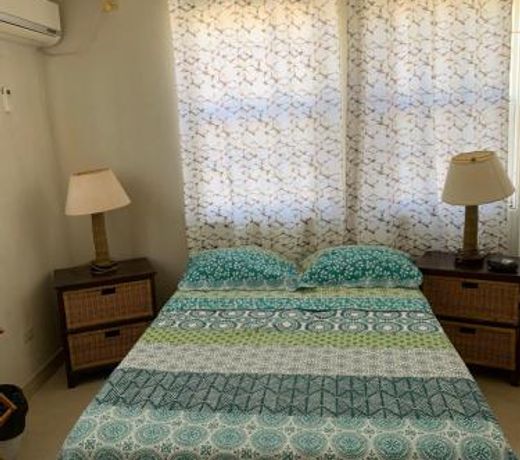 Seawinds Apartments