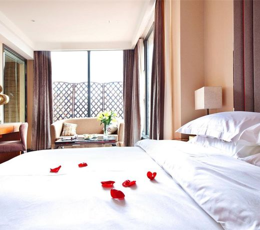 Vienna Hotel Guilin Xiangshan Park