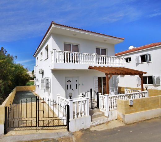 Nissi Maria Villa