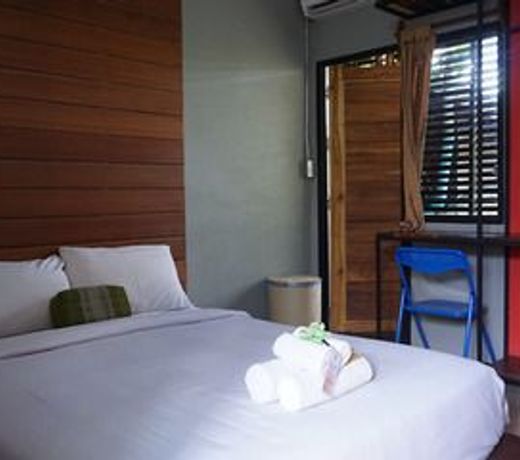 Huen Chang Puek Hotel