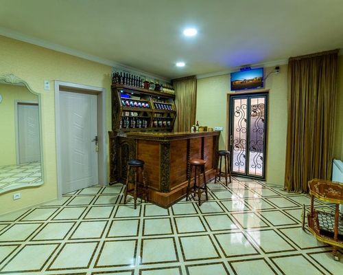 HOTEL GUGLUX &WINE CELLAR - Телави - фото 6