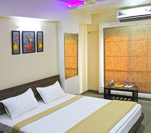 Hotel Yash Executive
