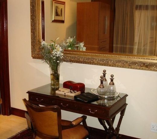 Kosmos Manor Guest House