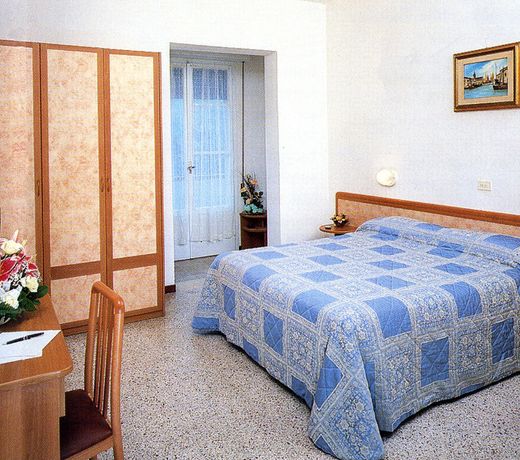 Hotel Abbondanza