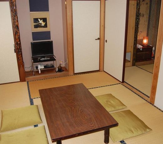 Ryokan Tsuruya Intaku