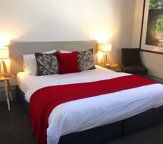 Healesville Hotel