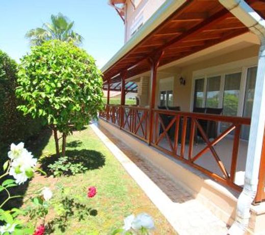 Paradise Town Villa Hazel