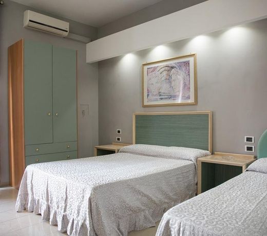 Maximo Hotel