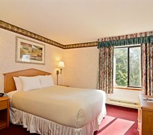 Friday Harbor Suites
