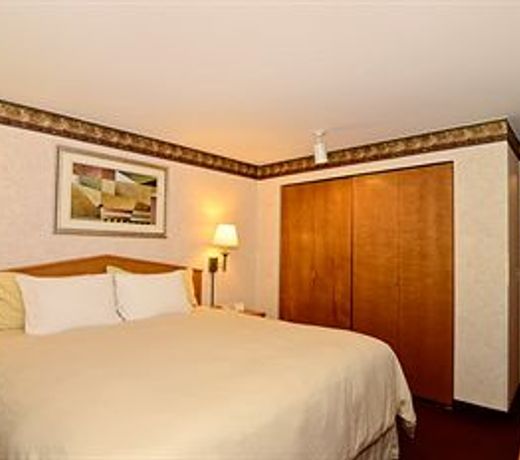Friday Harbor Suites