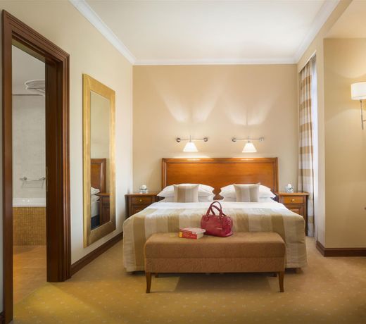 Best Western Premier Hotel Astoria