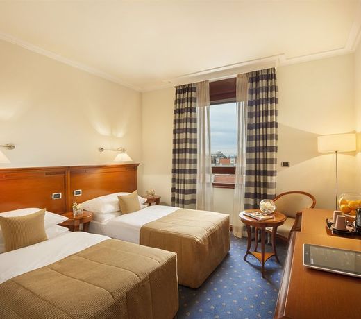Best Western Premier Hotel Astoria