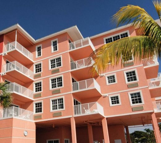 Edison Beach House