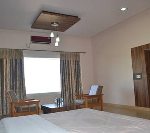 KSTDC Hotel Mayura Gerusoppa, Jogfalls