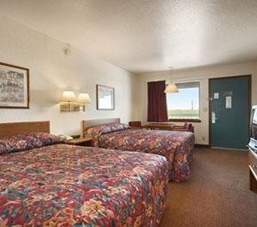 Super 8 by Wyndham Goodland