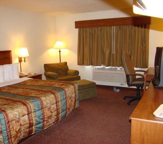 AmericInn by Wyndham Kewanee