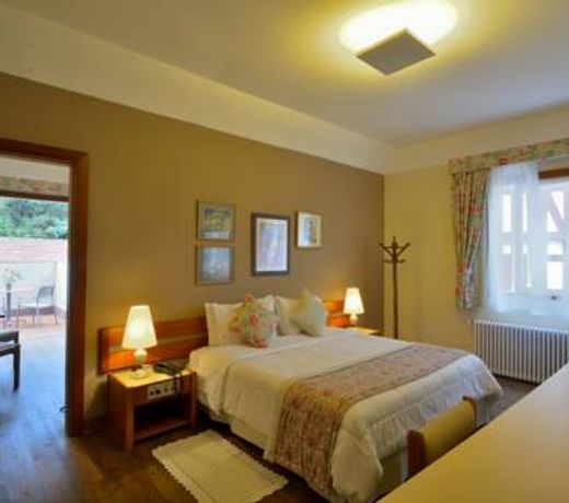 Ort Hotel
