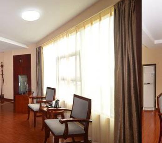 Orange Inn (Yichang Pedestrian Street)