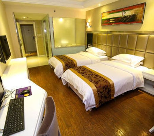 Orange Inn (Yichang Pedestrian Street)