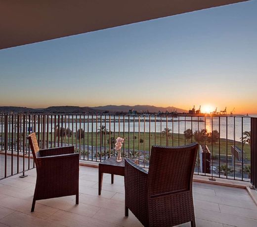 Hilton Garden Inn Izmir Bayrakli