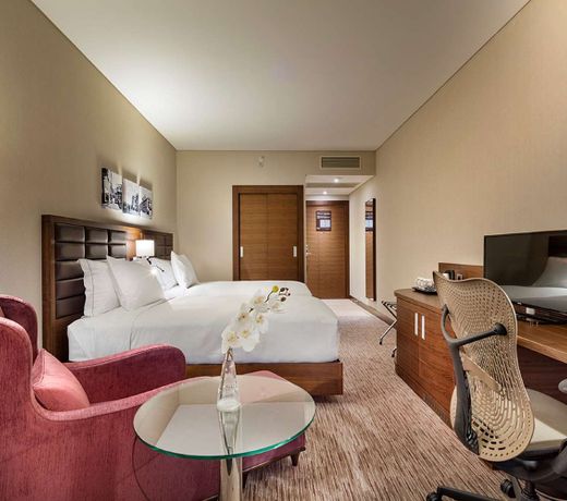 Hilton Garden Inn Izmir Bayrakli