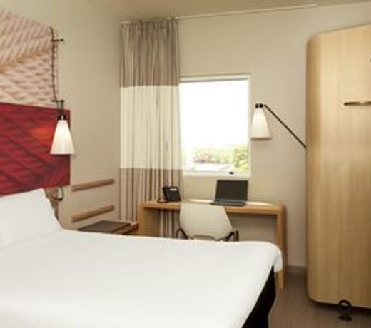 ibis Geneve Centre Lac