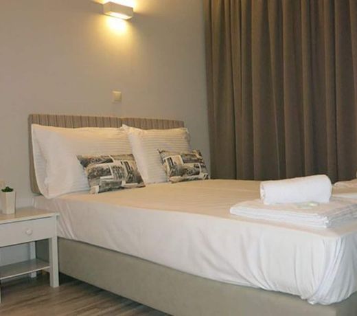 Pantheon Aparthotel