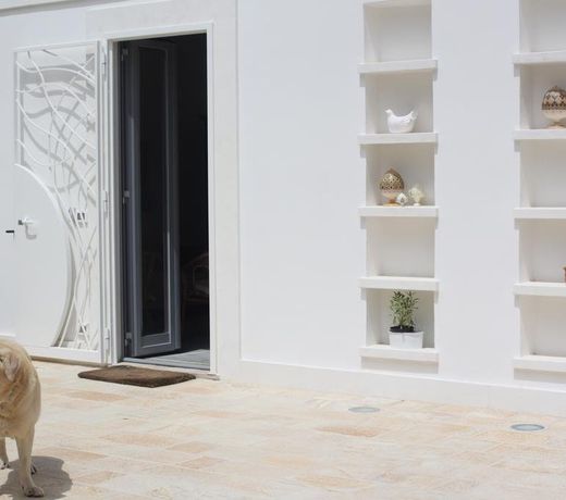 2 bedrooms house with furnished terrace at Ceglie Messapica