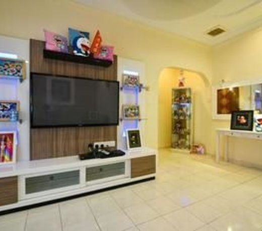 DaHong Theme House