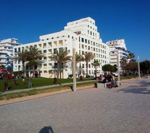 Cartaia Apartamento Leste