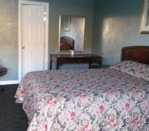Deluxe Motel