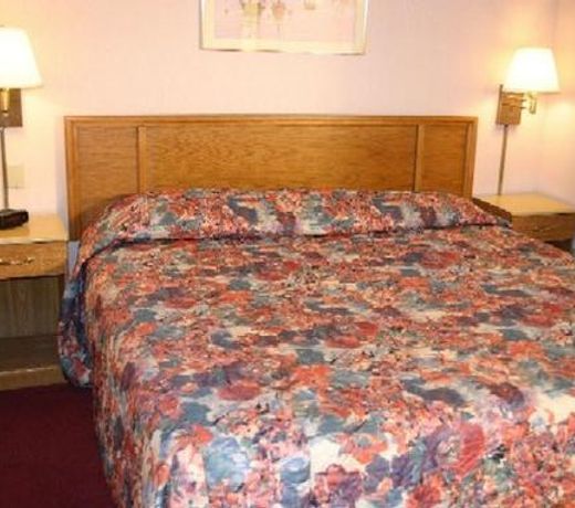 Budget Host Inn
