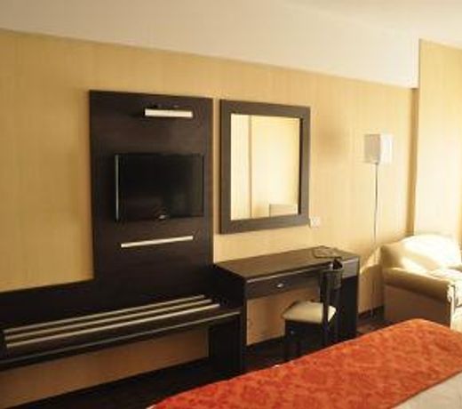 Howard Johnson Hotel Pergamino