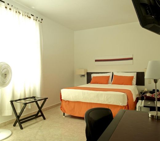Hotel San Fermin Pereira