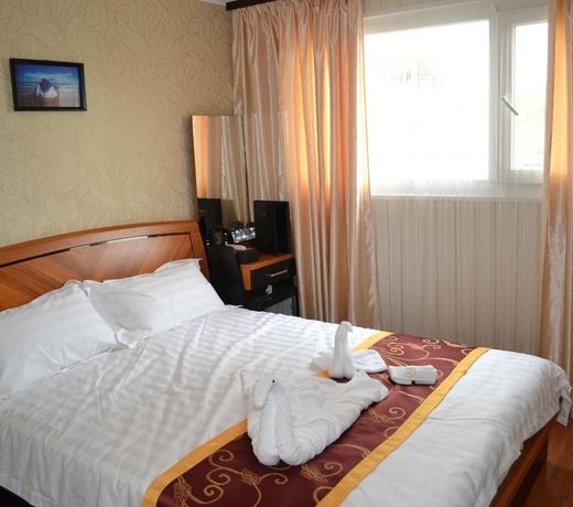 Hotel Plutitor Splendid