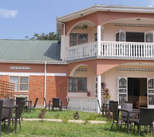La Feve Bed and Breakfast