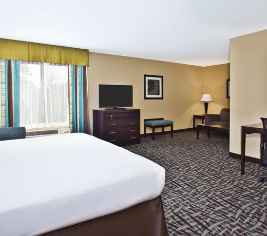 Holiday Inn Express Hastings, an IHG Hotel