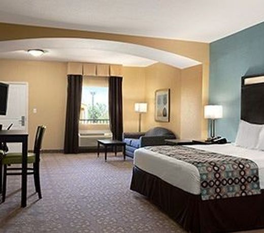 Days Inn & Suites by Wyndham Gonzales