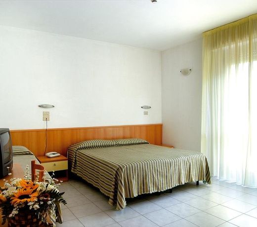 Hotel Nel Pineto