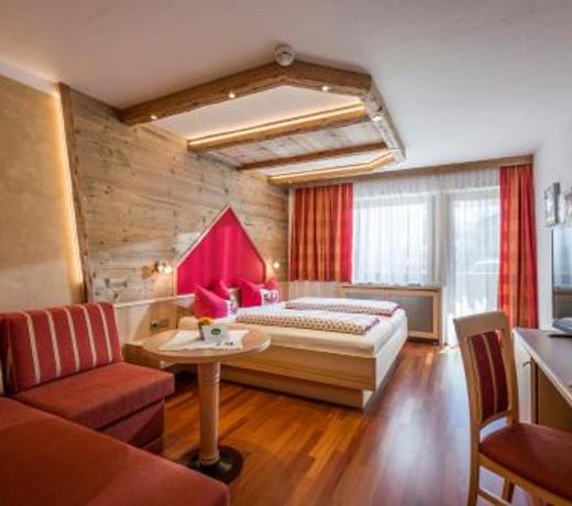 Hotel Alpina