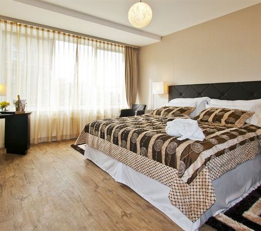 Hotel Vier Jahreszeiten Berlin City