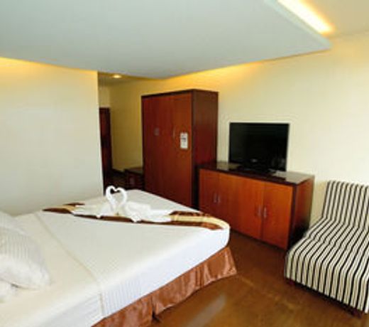 Airai Water Paradise Hotel & Spa