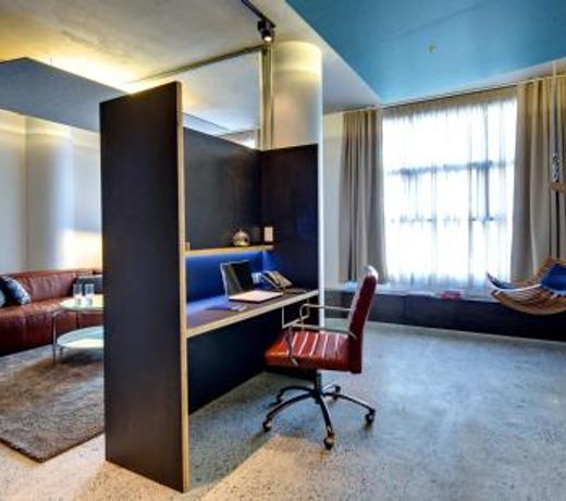 Zara Tower â Luxury Suites and Apartments
